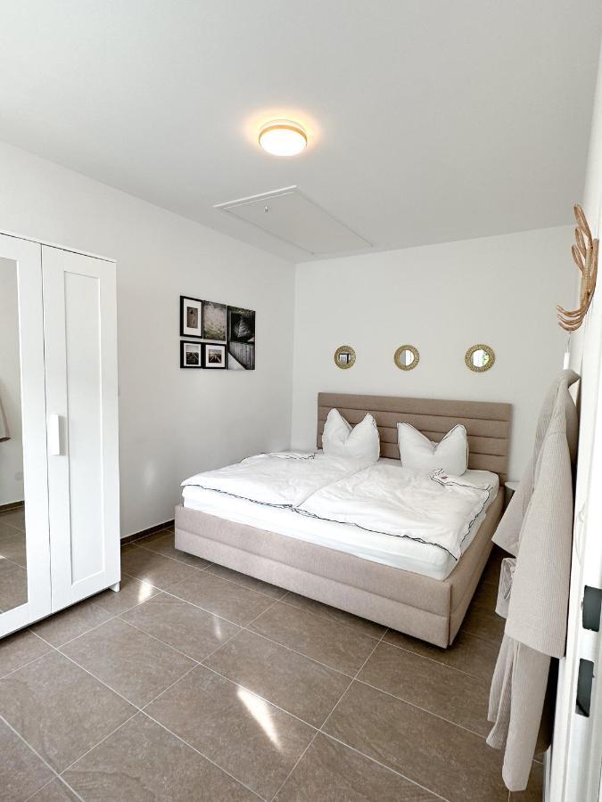 Апартаменты Modernes Haus Naehe Parndorf Брукк-ан-дер-Лайта Экстерьер фото